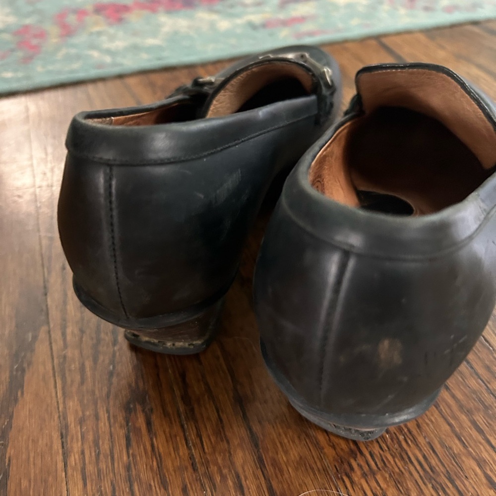 Black Leather Heels with Silver Buckle - Picture 6 of 9